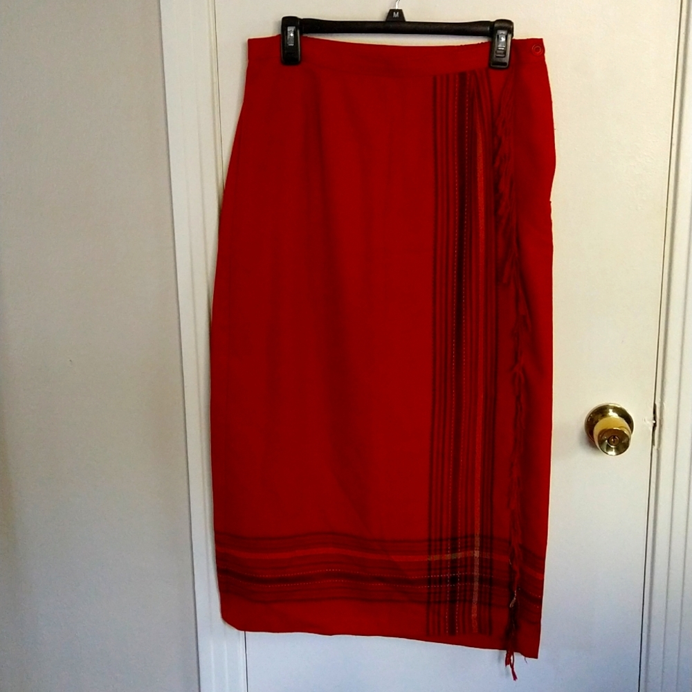Red Plaid Fringed Skirt by Requirements Sz 10